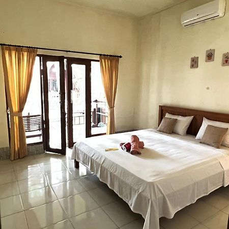 Bias Bungalows Gili Air Esterno foto