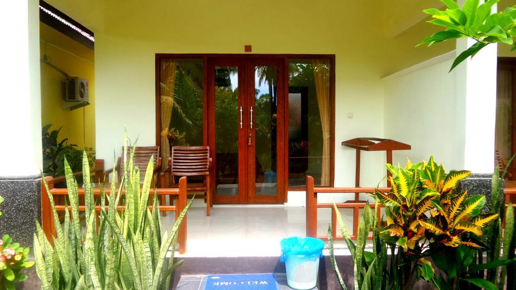 Bias Bungalows Gili Air Esterno foto